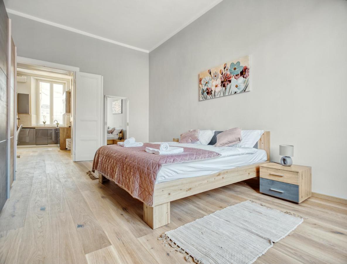 City Twenty 2Bdr Apartment By Irundo Zágráb Kültér fotó